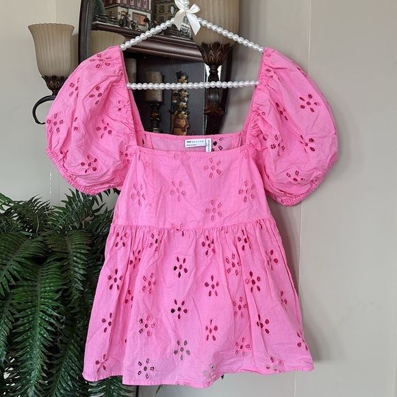ASOS Bubblegum Pink Eyelet Puff Sleeve Top Ruffle Barbiecore 100% Cotton - Picture 9 of 14
